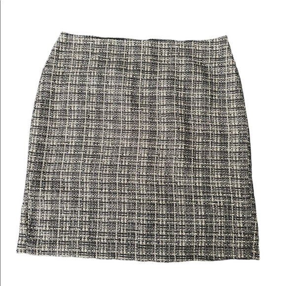 Banana Republic Short Wool Woven Pencil Skirt Size 8 - Picture 1 of 7